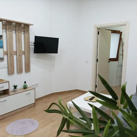 Independent House In Rural Setting *